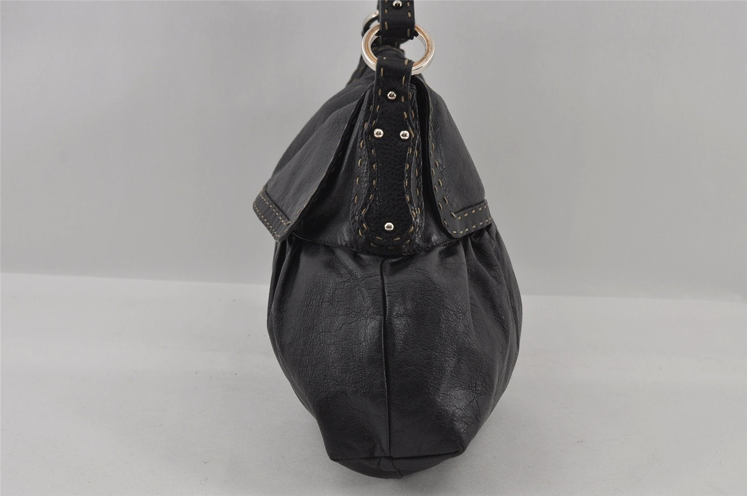 Authentic FENDI Selleria Vintage Shoulder Hand Bag Leather Black 3234I