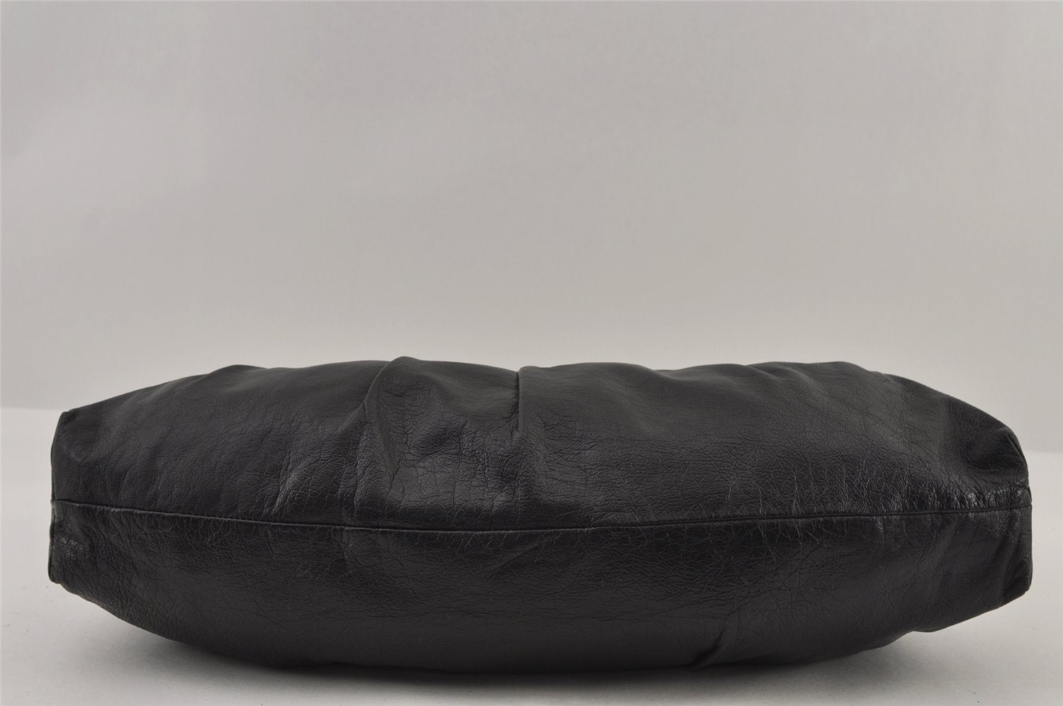 Authentic FENDI Selleria Vintage Shoulder Hand Bag Leather Black 3234I