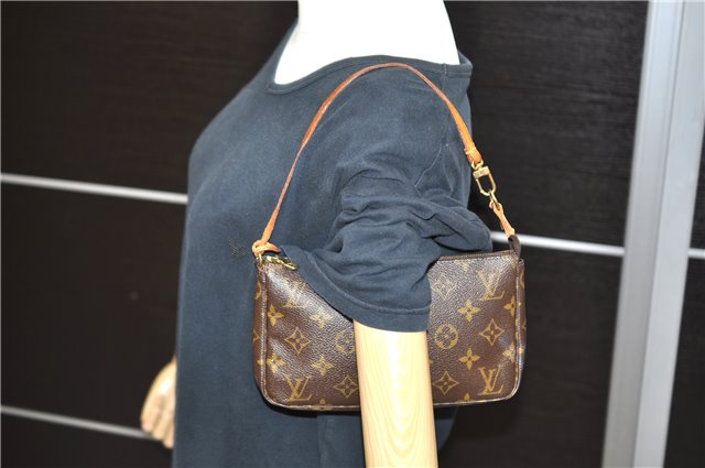 Authentic LOUIS VUITTON Monogram Pochette Accessoires Pouch M51980 LV 3235C