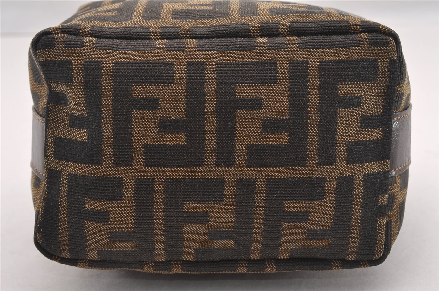 Authentic FENDI Zucca Hand Bag Pouch Purse Canvas Leather Brown Black Junk 3243I