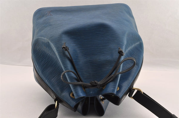 Authentic Louis Vuitton Epi Petit Noe Bi-color Blue x Black Drawstring Bag 3249I