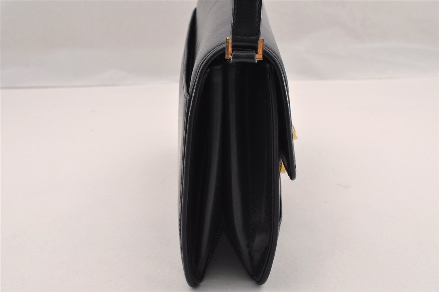 Authentic GUCCI Vintage Shoulder Bag Purse Leather Navy Blue 3253I