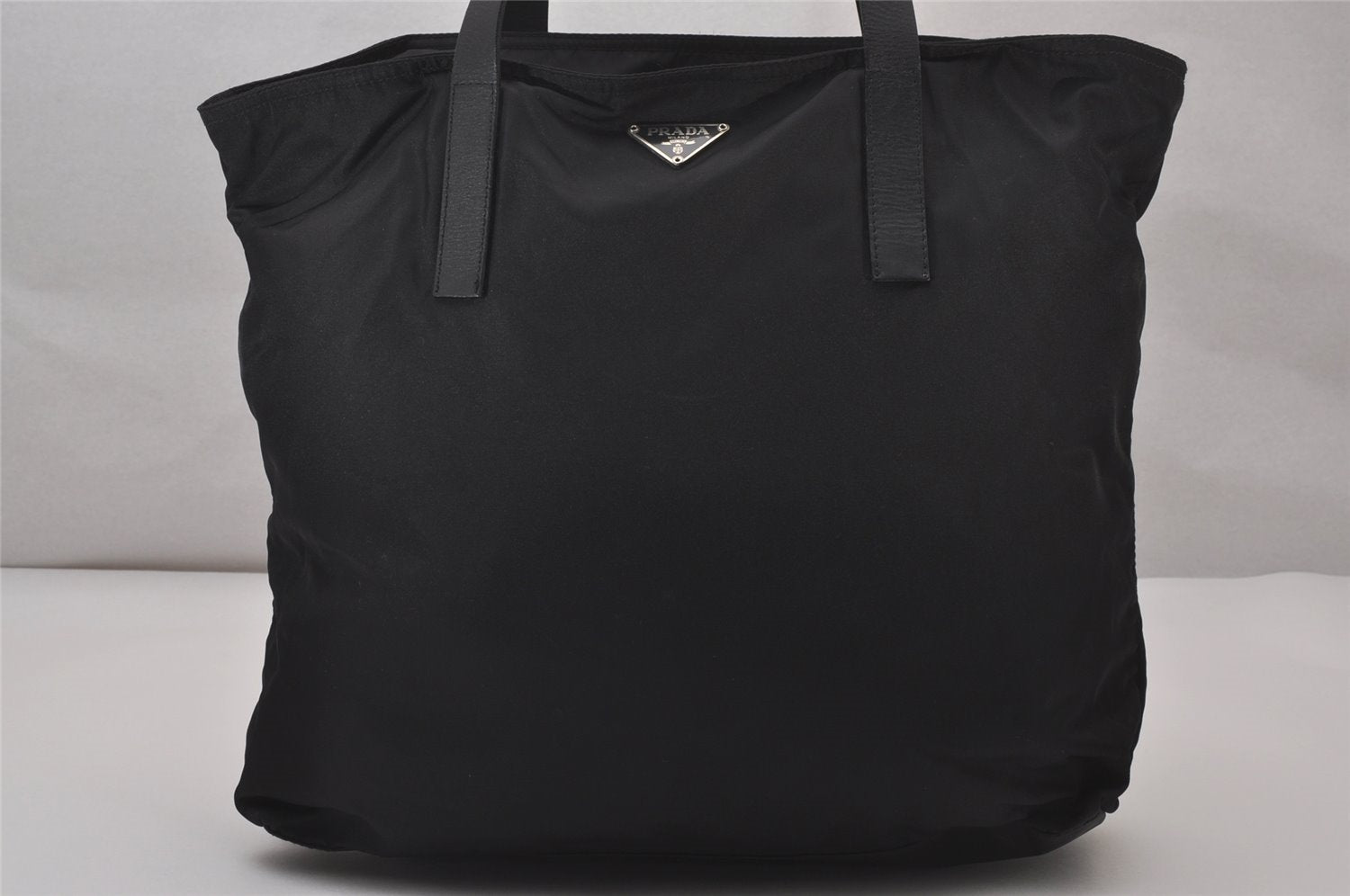 Authentic PRADA VELA SPORT Nylon Tessuto Leather Tote Bag BR0407 Black 3260I