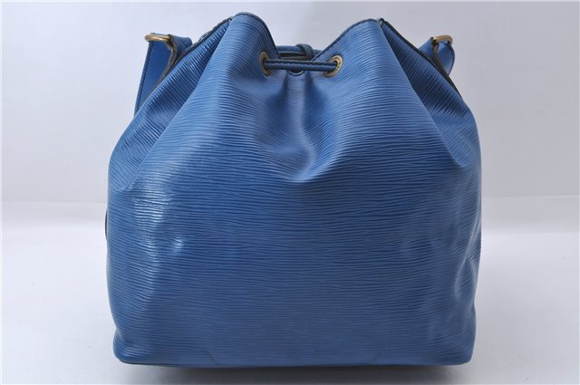 Authentic Louis Vuitton Epi Petit Noe Blue Shoulder Bag M44105 LV 3262D