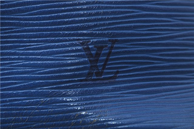 Authentic Louis Vuitton Epi Petit Noe Blue Shoulder Bag M44105 LV 3262D