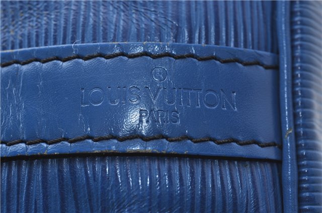Authentic Louis Vuitton Epi Petit Noe Blue Shoulder Bag M44105 LV 3262D