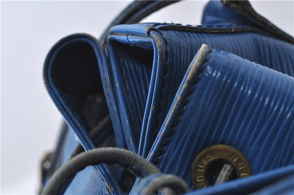 Authentic Louis Vuitton Epi Petit Noe Blue Shoulder Bag M44105 LV 3262D