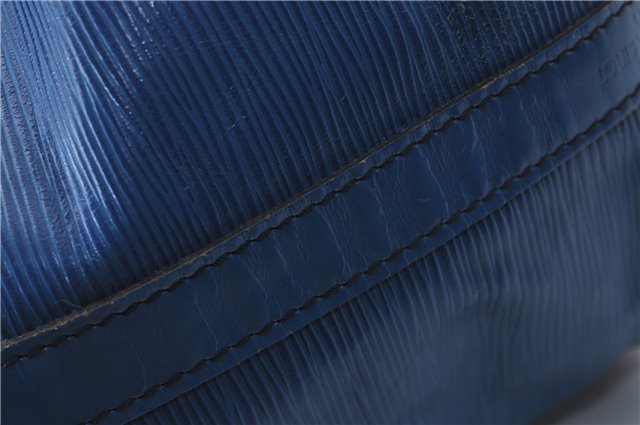 Authentic Louis Vuitton Epi Petit Noe Blue Shoulder Bag M44105 LV 3262D