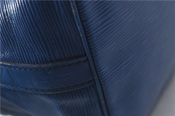 Authentic Louis Vuitton Epi Petit Noe Blue Shoulder Bag M44105 LV 3262D