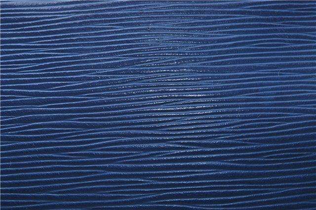 Authentic Louis Vuitton Epi Petit Noe Blue Shoulder Bag M44105 LV 3262D