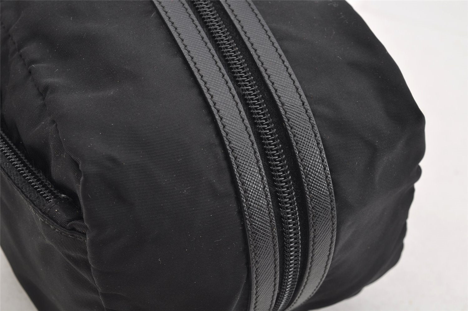 Authentic PRADA Tessuto Saffiano Nylon Leather Pouch Purse 2N0029 Black 3263I