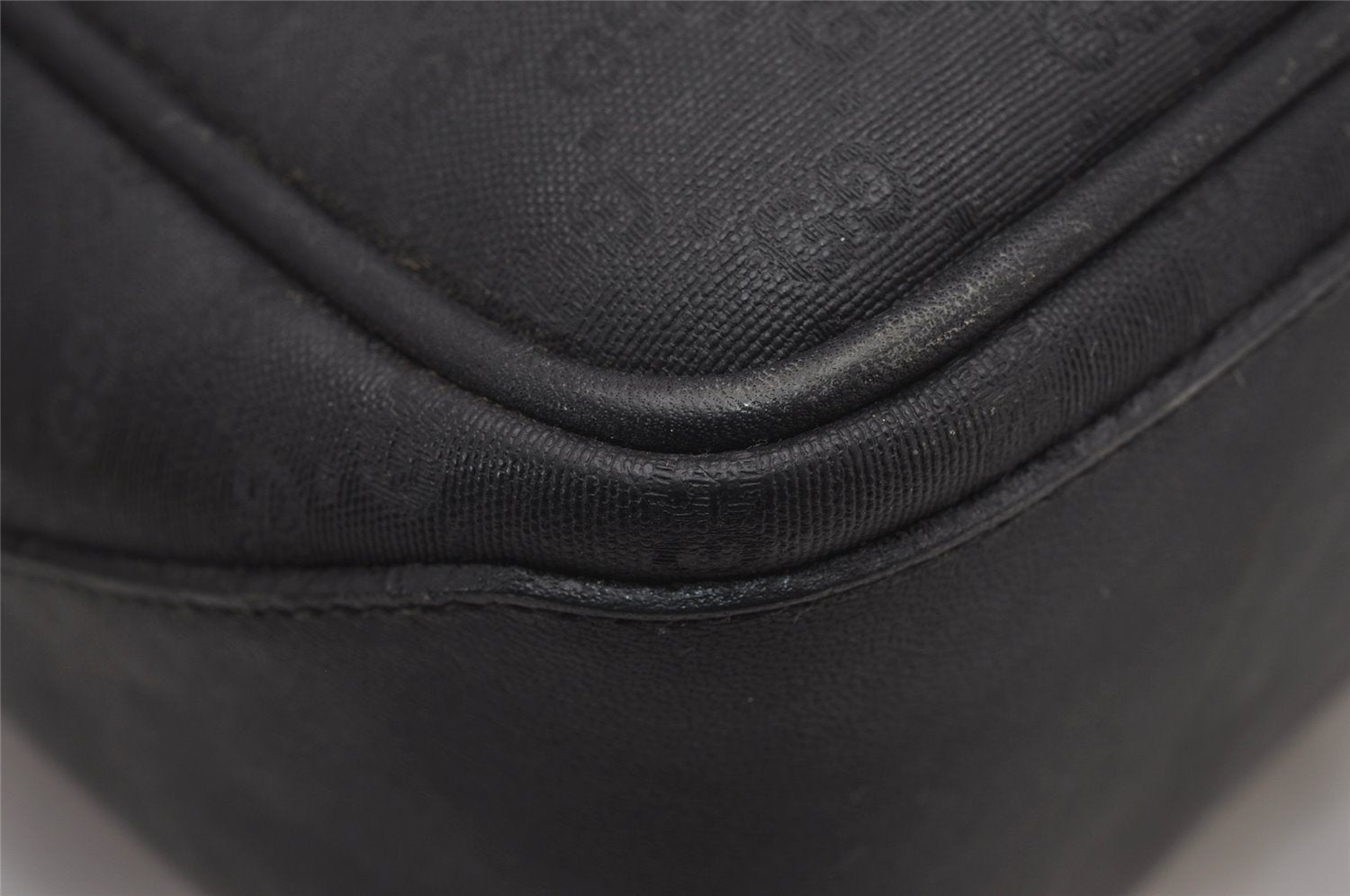 Authentic GUCCI Micro GG PVC Leather Shoulder Cross Body Bag Black Junk 3271I