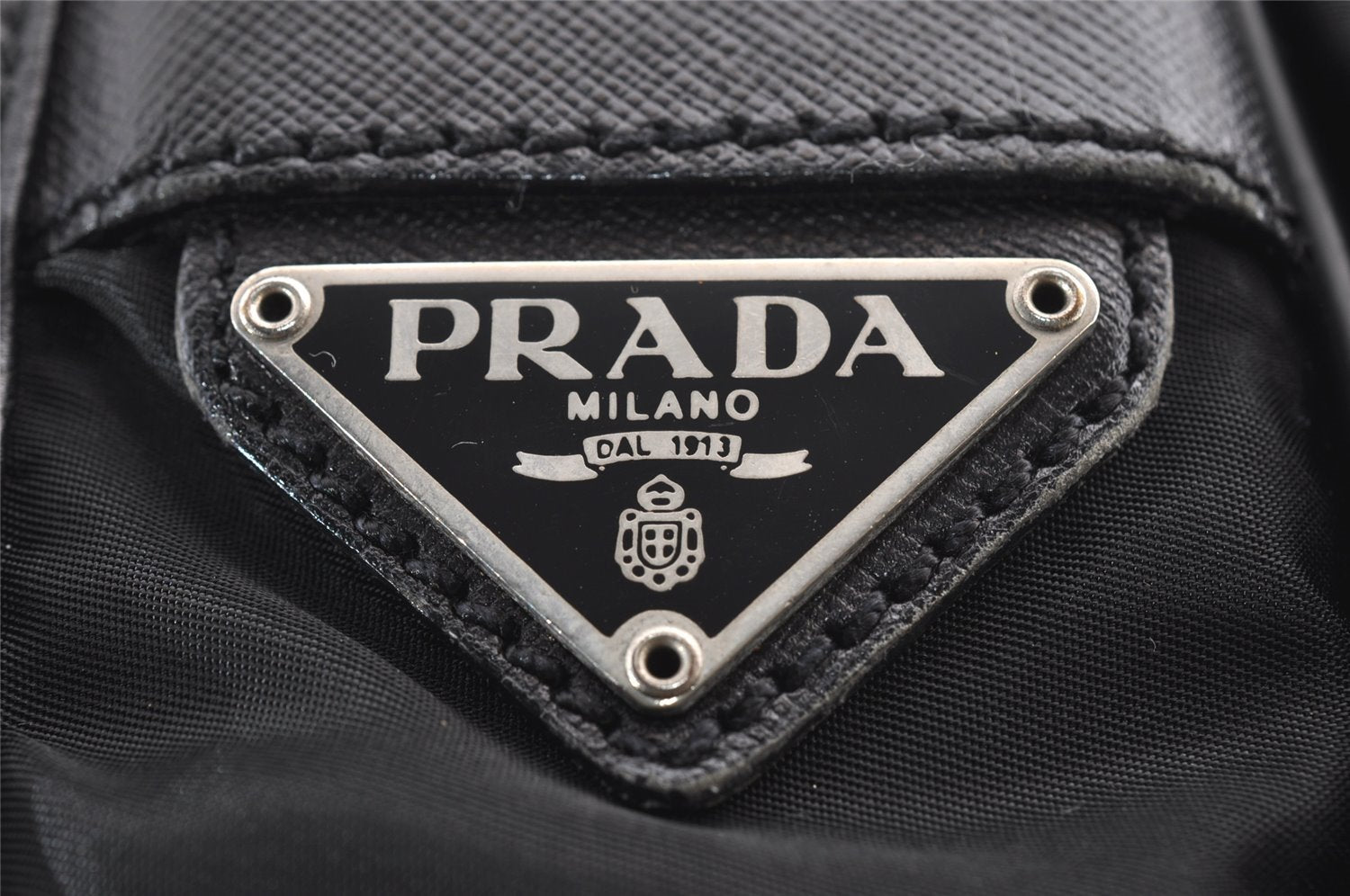 Auth PRADA VIAGIO Nylon Tessuto Saffiano Leather Shoulder Bag V166 Black 3281I