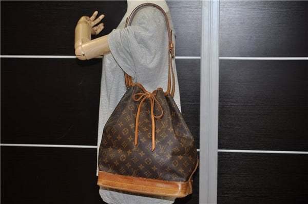 Authentic Louis Vuitton Monogram Noe Shoulder Drawstring Bag M42224 LV 3283F
