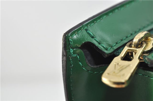Authentic Louis Vuitton Epi Saint Jacques Hand Bag Green M52274 LV 3294D