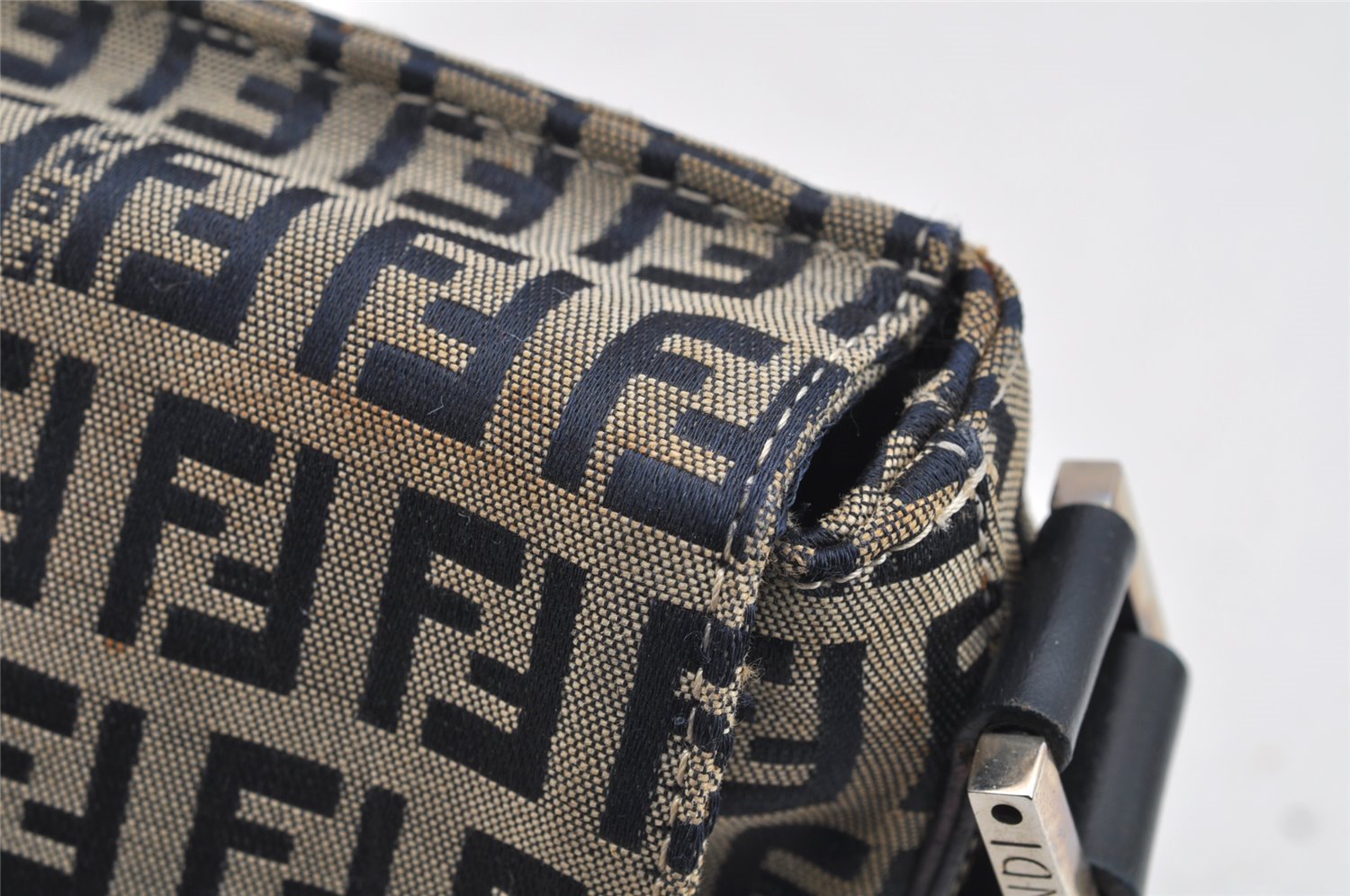 Authentic FENDI Zucchino Shoulder Bag Purse Canvas Leather Navy Blue 3297I