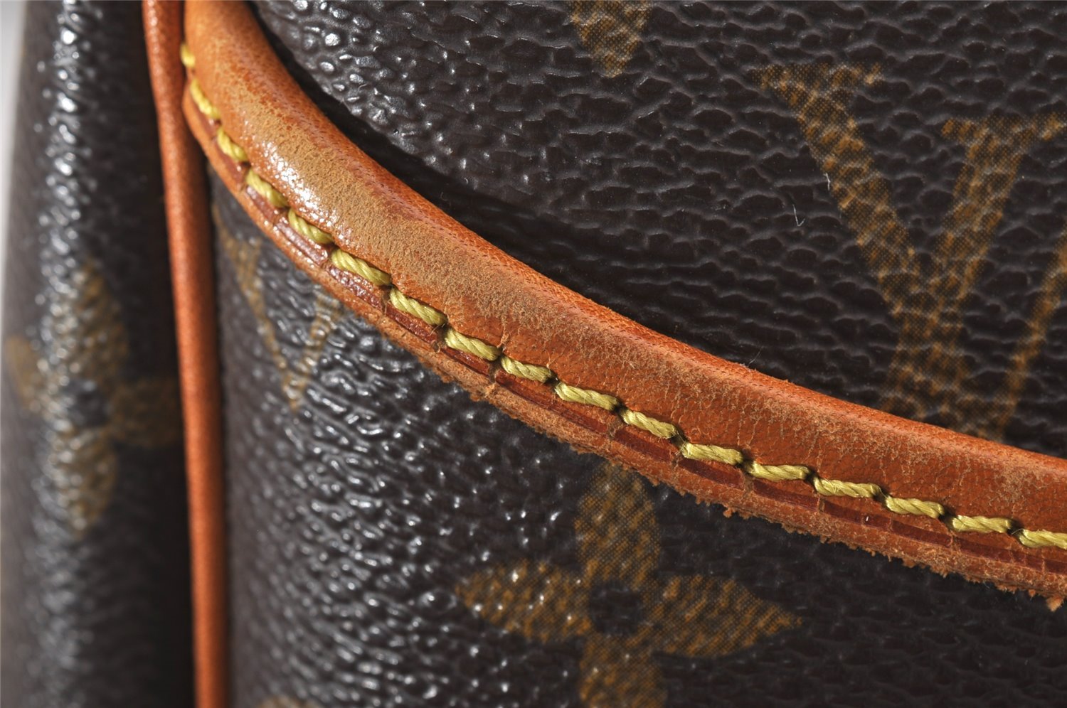 Authentic Louis Vuitton Monogram Deauville Hand Bag M47270 LV 3313I