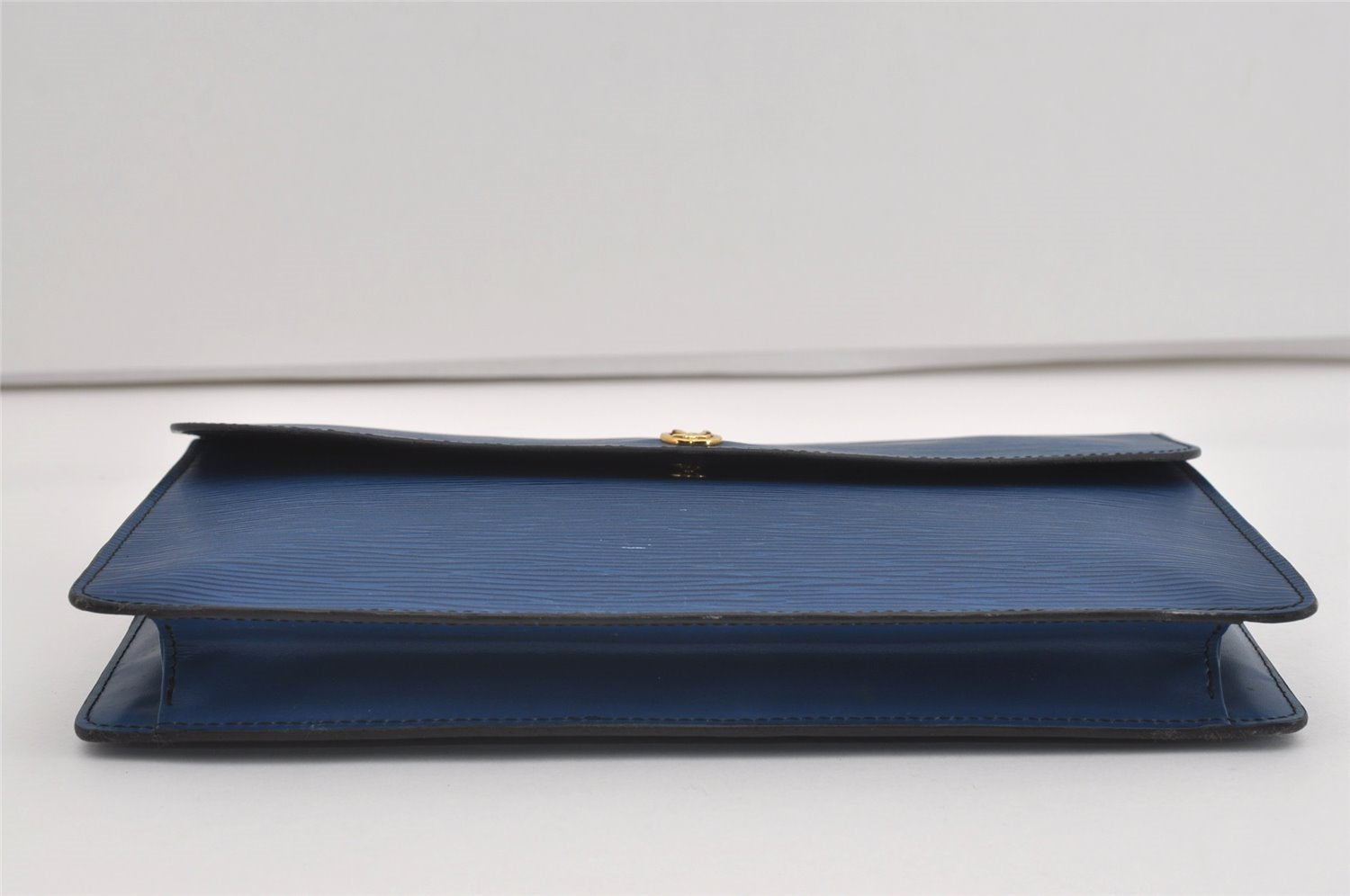 Authentic Louis Vuitton Epi Montaigne 27 Clutch Hand Bag Blue M52655 LV 3314I