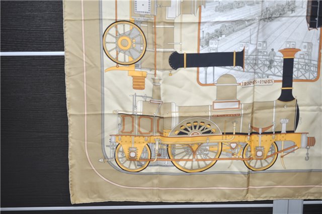 Authentic HERMES Carre 90 Scarf 