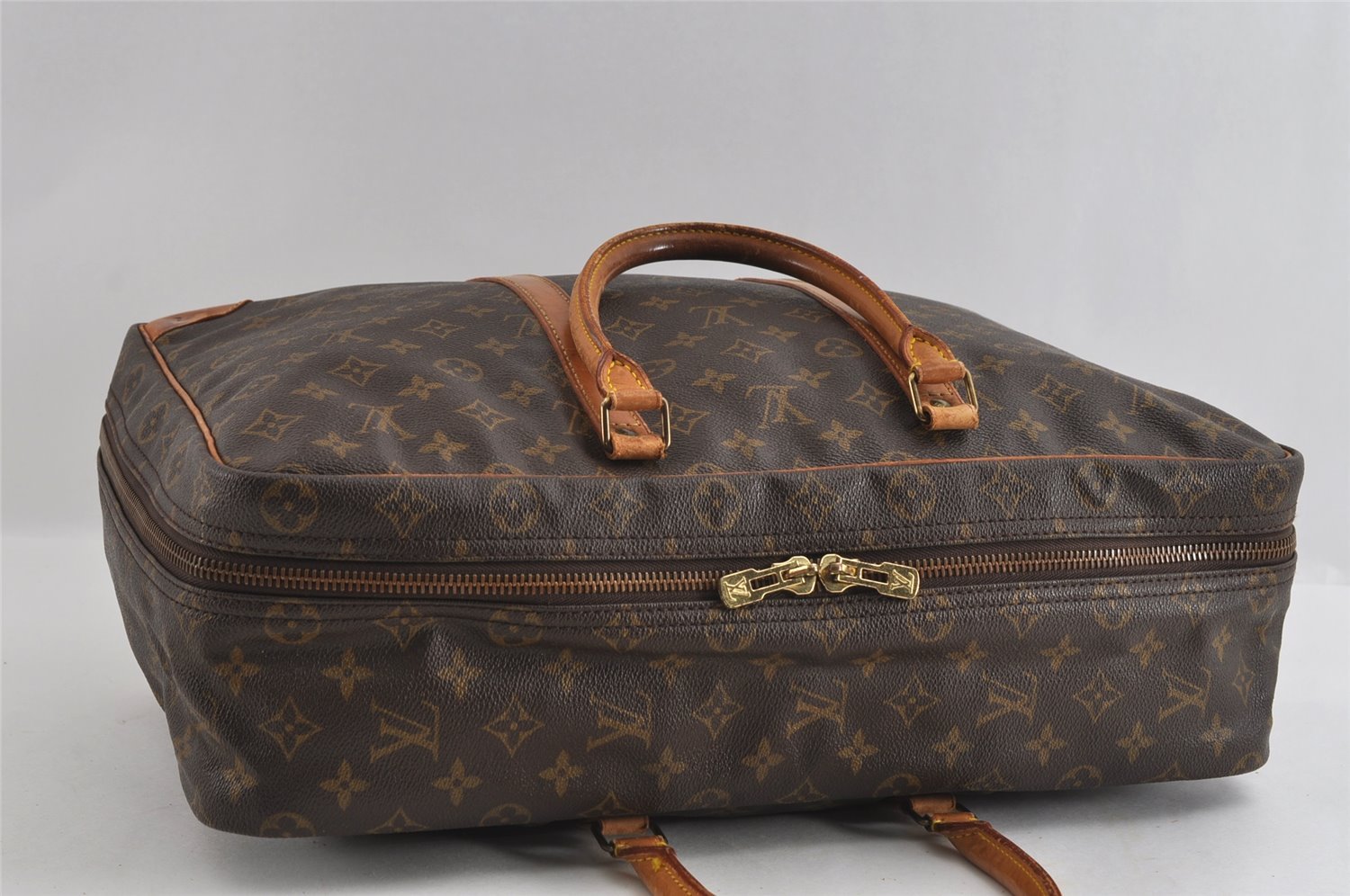 Authentic Louis Vuitton Monogram Sirius 45 Travel Boston Bag M41408 LV 3319I