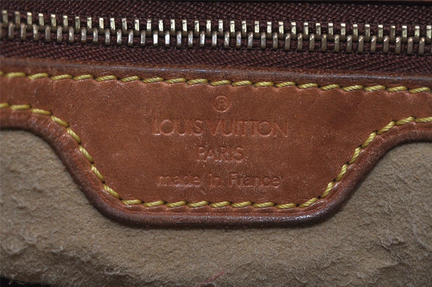 Authentic Louis Vuitton Monogram Looping GM Shoulder Bag M51145 LV 3322I