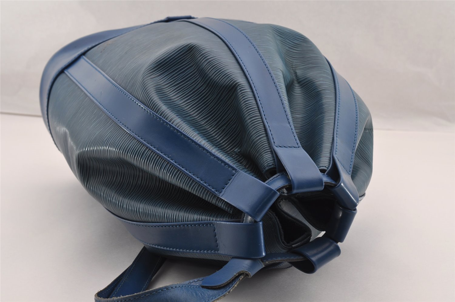 Authentic Louis Vuitton Epi Randonnee PM Shoulder Bag Blue M52355 LV 3331I