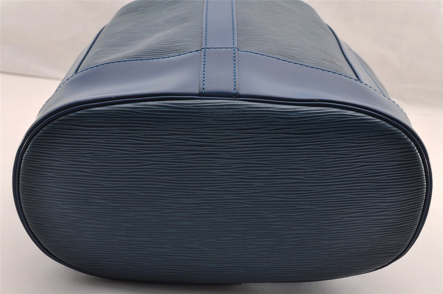 Authentic Louis Vuitton Epi Randonnee PM Shoulder Bag Blue M52355 LV 3331I