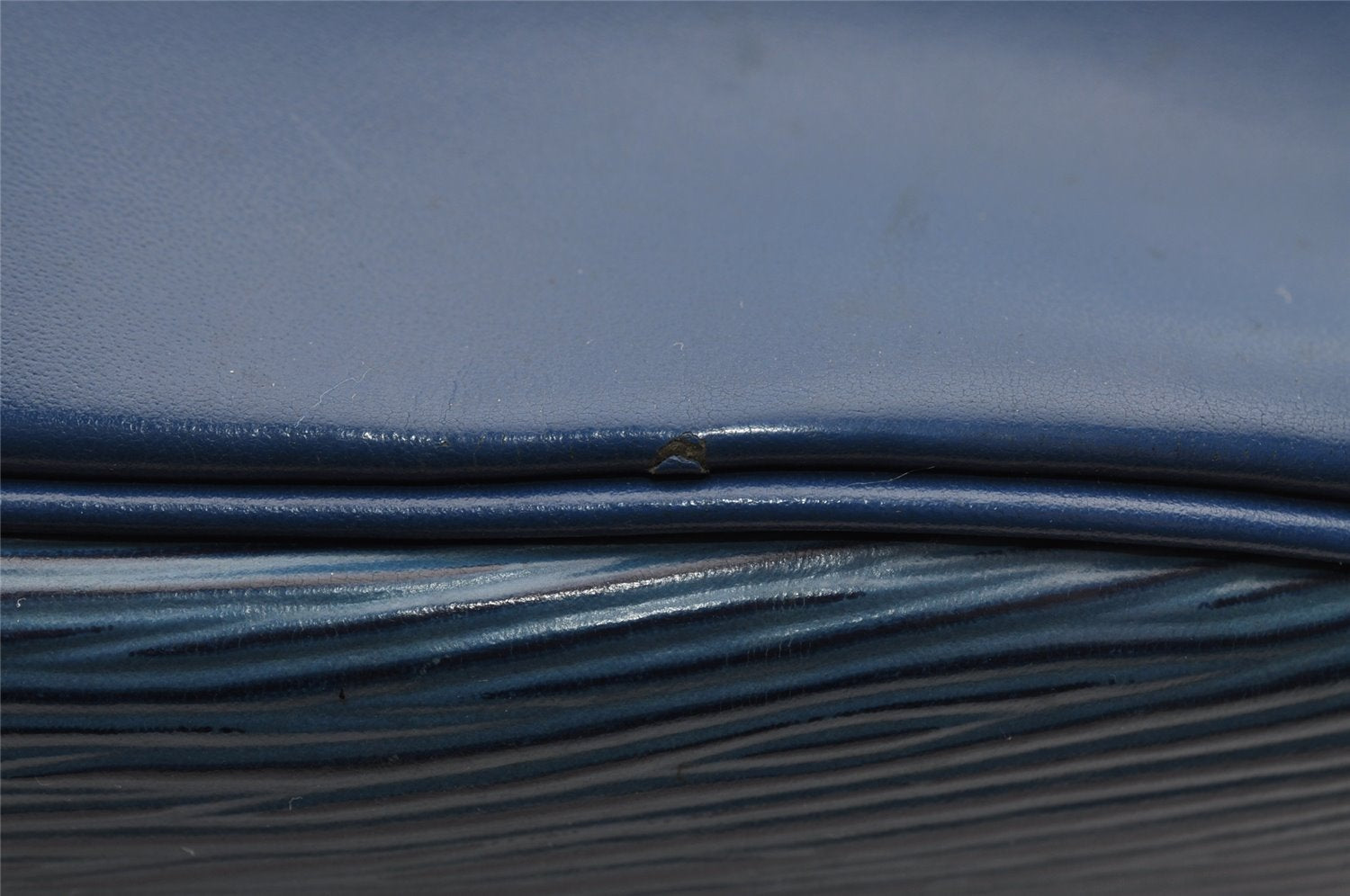 Authentic Louis Vuitton Epi Randonnee PM Shoulder Bag Blue M52355 LV 3331I