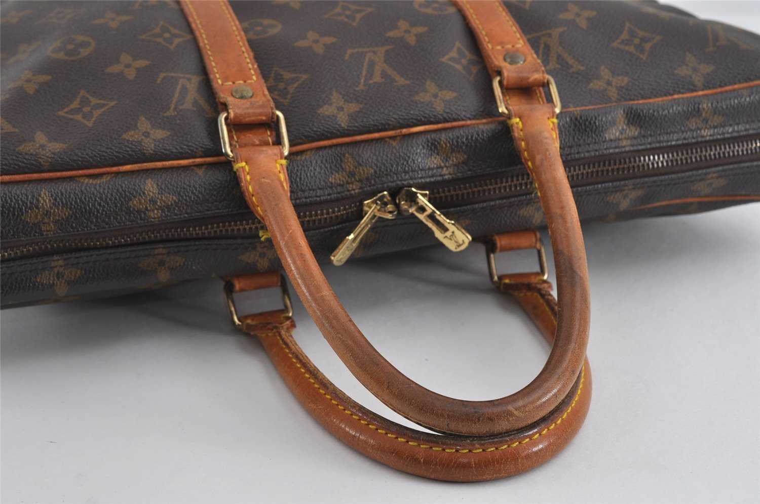 Authentic Louis Vuitton Monogram Porte Documents Voyage M53361 Briefcase 3334I