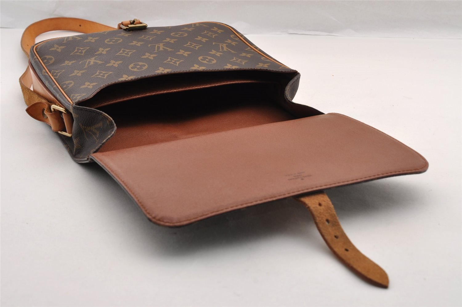 Authentic Louis Vuitton Monogram Cartouchiere GM M51252 Shoulder Cross Bag 3336I