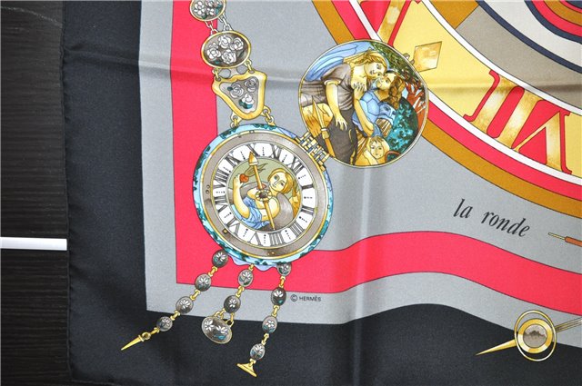 Authentic HERMES Carre 90 Scarf 