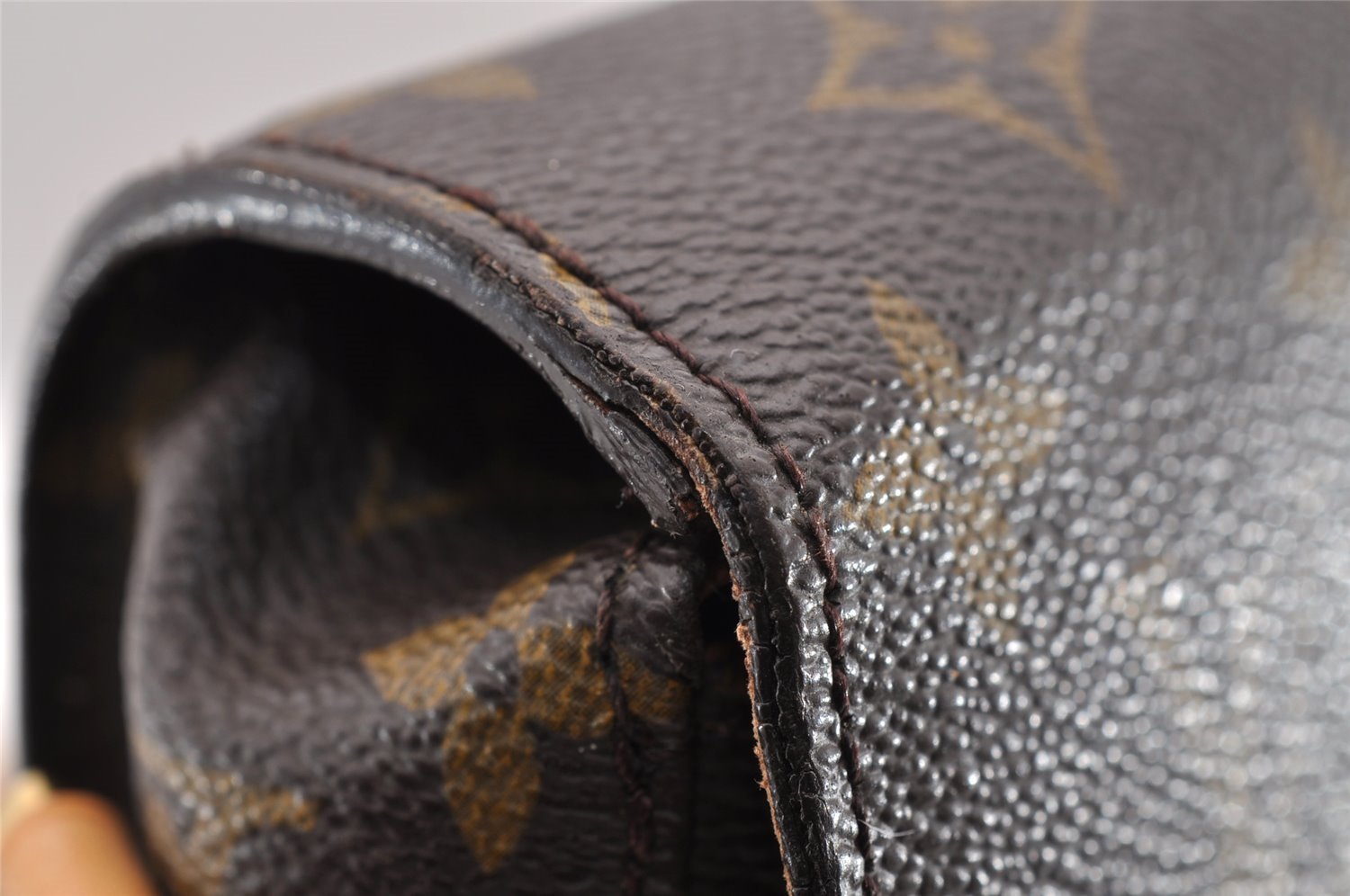 Authentic Louis Vuitton Monogram Saint Cloud GM M51242 Shoulder Bag Junk 3339I