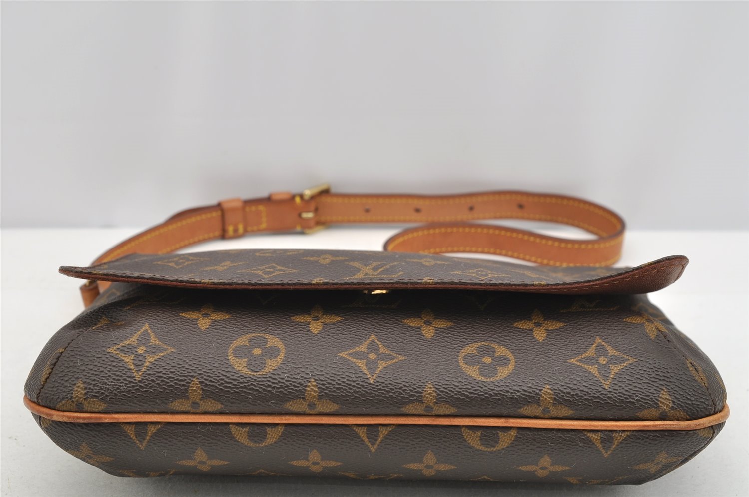 Authentic Louis Vuitton Monogram Musette Tango Shoulder Bag M51257 LV 3342I