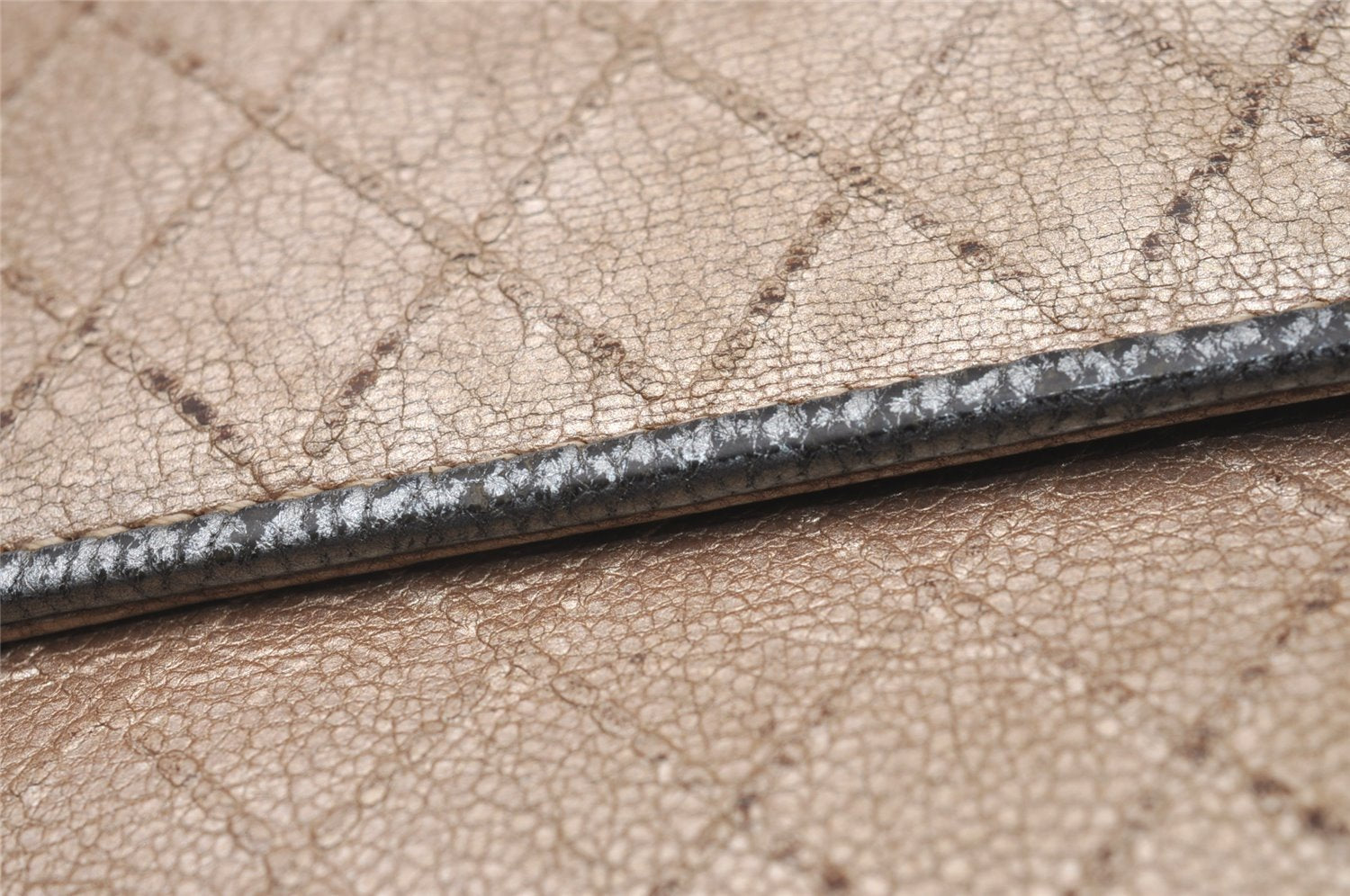 Authentic CHANEL Calf Skin Bicolore Vintage Long Wallet Purse Beige CC 3347I