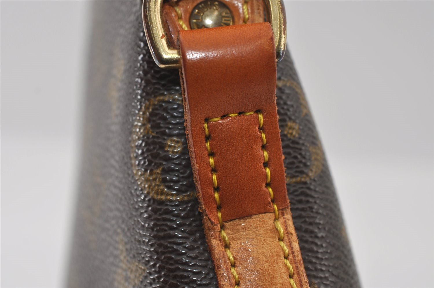 Authentic Louis Vuitton Monogram Drouot Shoulder Cross Body Bag M51290 LV 3350I