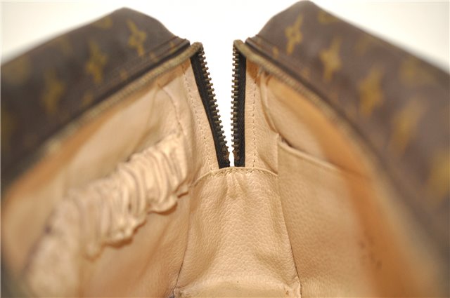 Authentic Louis Vuitton Monogram Trousse Toilette 28 Clutch Bag M47522 LV 3367E