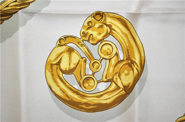 Authentic HERMES Carre 90 Scarf 