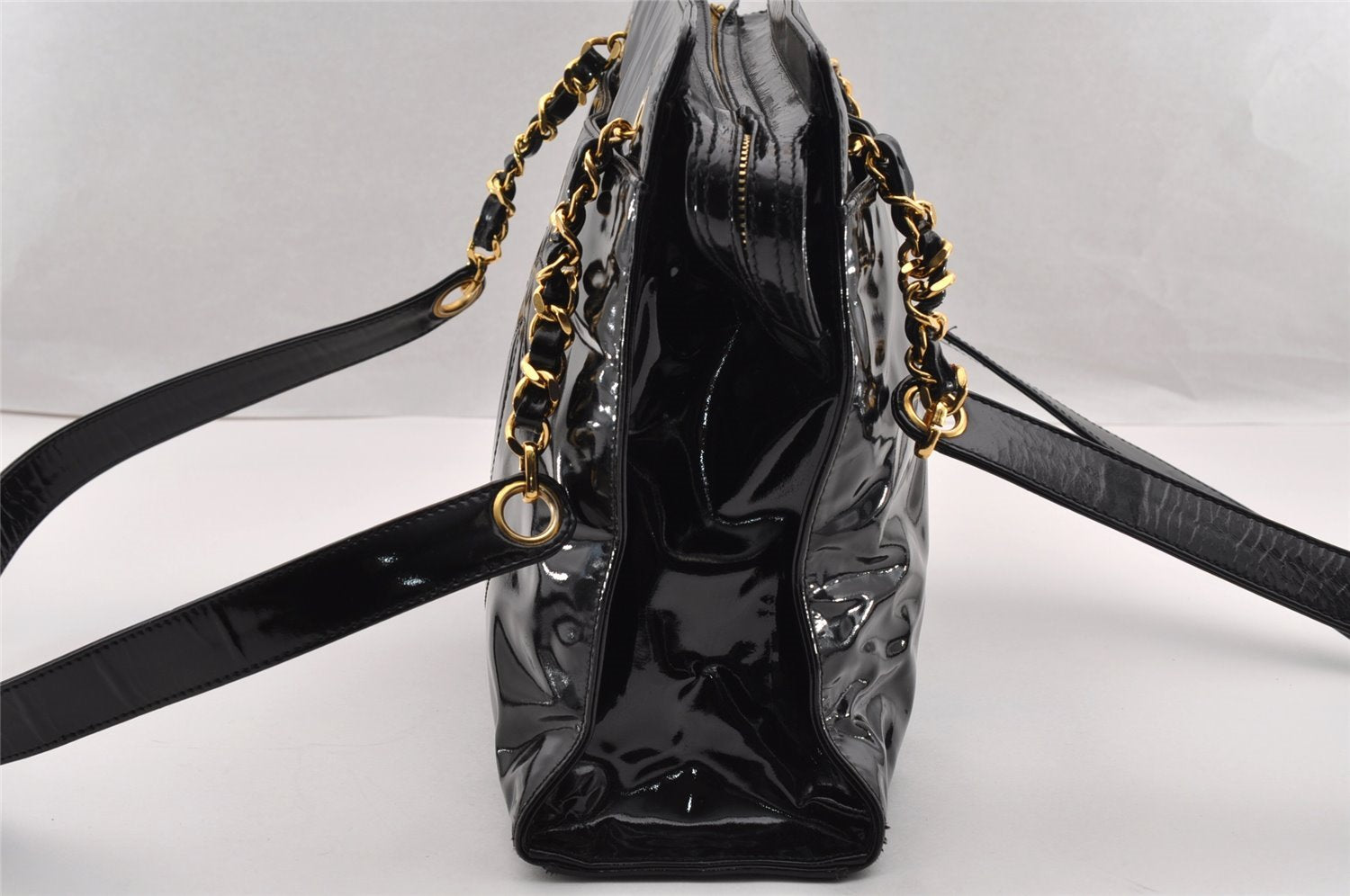 Authentic CHANEL Vintage Enamel CC Logo Chain Shoulder Tote Bag Black 3380I