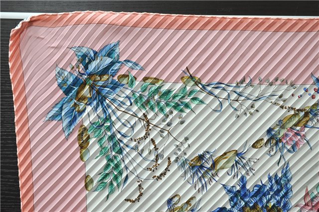 Authentic HERMES Pleats Scarf 