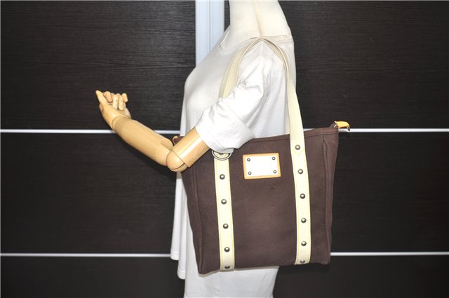 Authentic Louis Vuitton Antigua Cabas MM Tote Bag Brown White M80663 LV 3410D