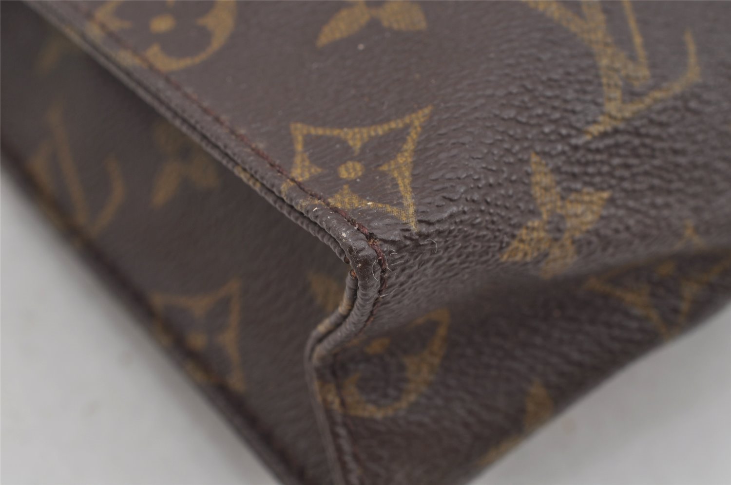 Auth Louis Vuitton Monogram Poche Toilette 26 M47542 Cosmetics Pouch Junk 3474I