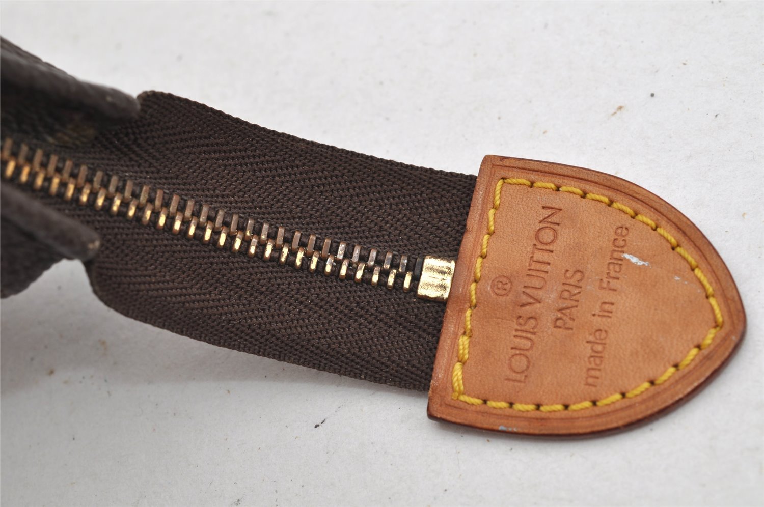 Auth Louis Vuitton Monogram Poche Toilette 26 M47542 Cosmetics Pouch Junk 3474I