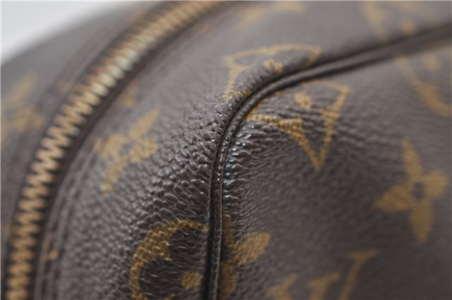 Auth Louis Vuitton Monogram Trousse Toilette 28 Clutch Hand Bag M47522 LV 3478E