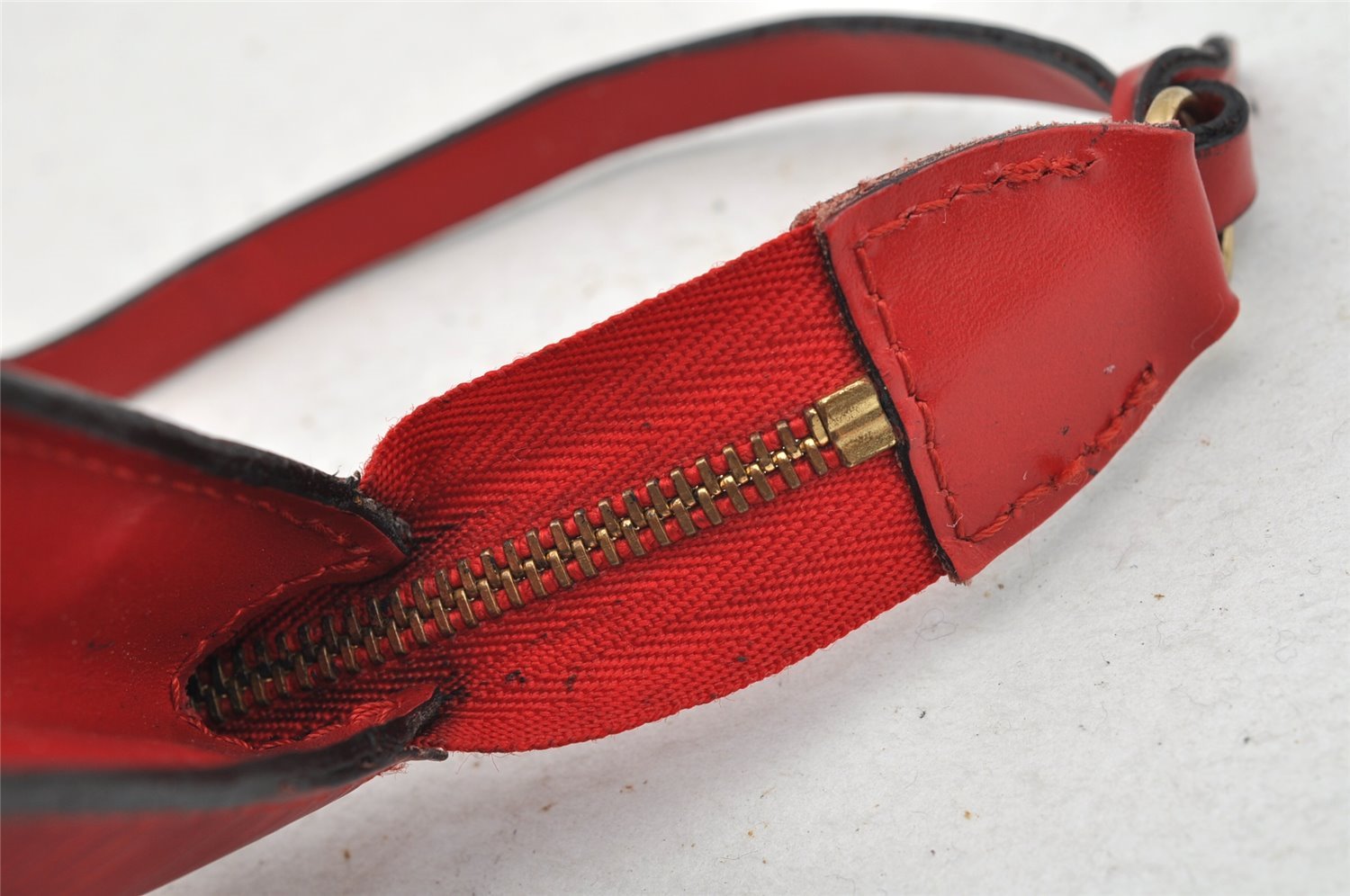 Authentic Louis Vuitton Epi Pochette Accessoires Pouch Red M52947 LV Junk 3478I