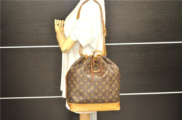 Authentic Louis Vuitton Monogram Noe Shoulder Bag M42224 LV 3484D