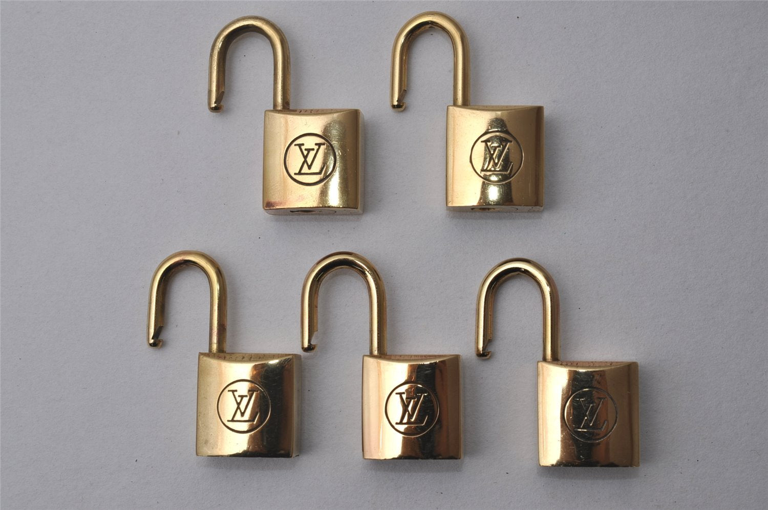 Authentic Louis Vuitton Padlock 10Set Old Model LV 3487I