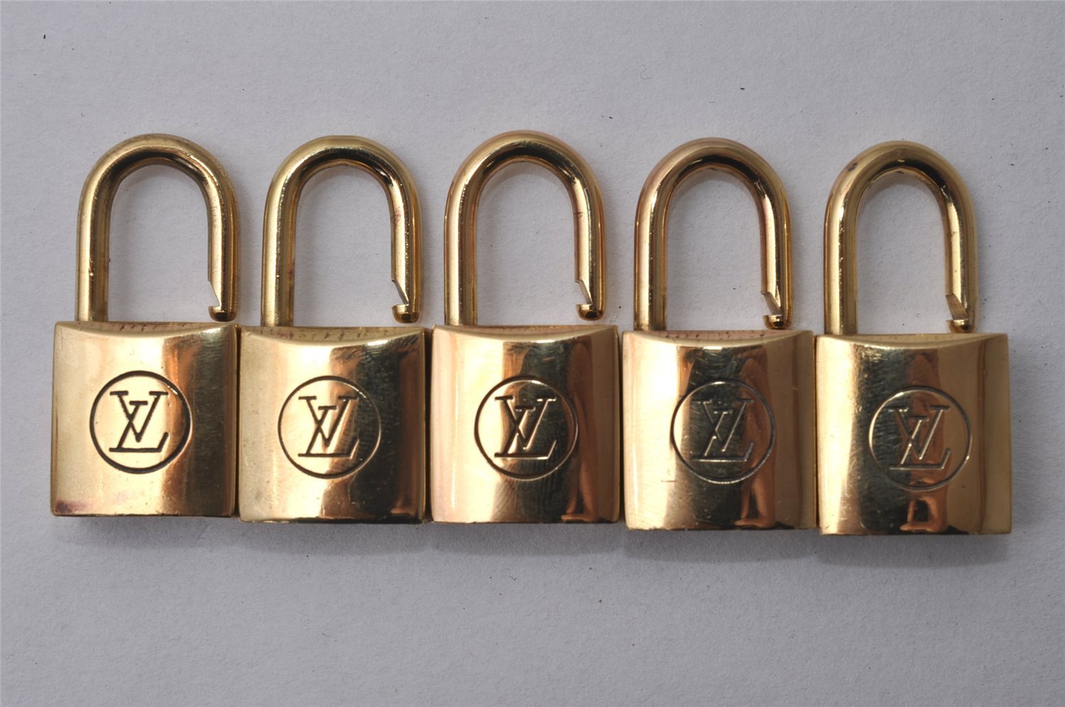 Authentic Louis Vuitton Padlock 10Set Old Model LV 3487I