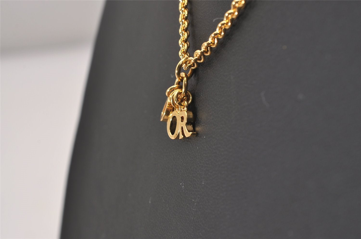 Authentic Christian Dior Gold Tone Chain Pendant Necklace CD 3505I