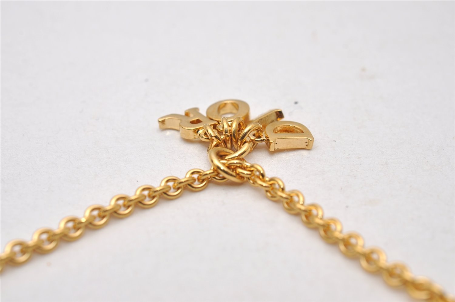 Authentic Christian Dior Gold Tone Chain Pendant Necklace CD 3505I