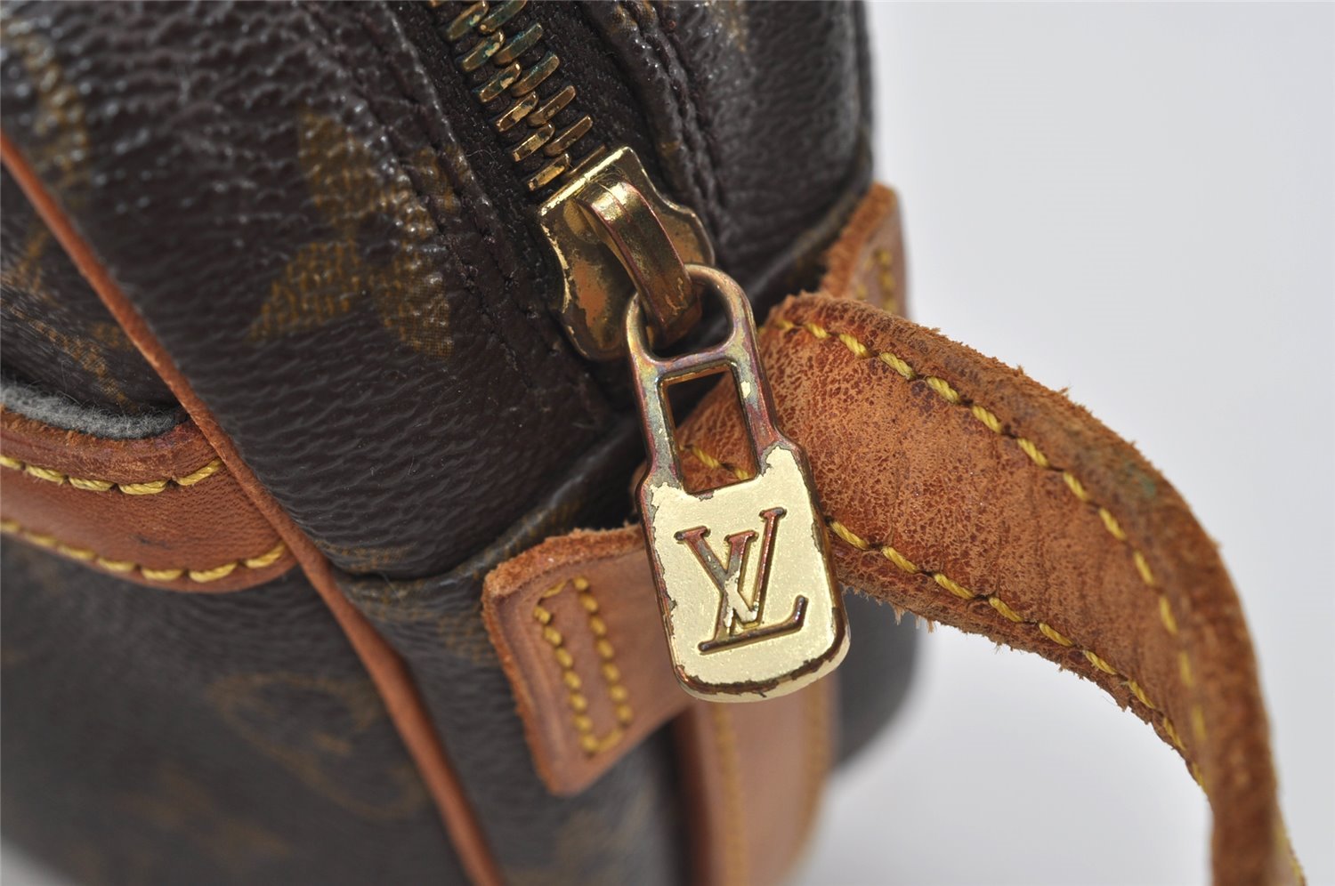 Authentic Louis Vuitton Monogram Jeune Fille MM M51226 Shoulder Cross Bag 3519I